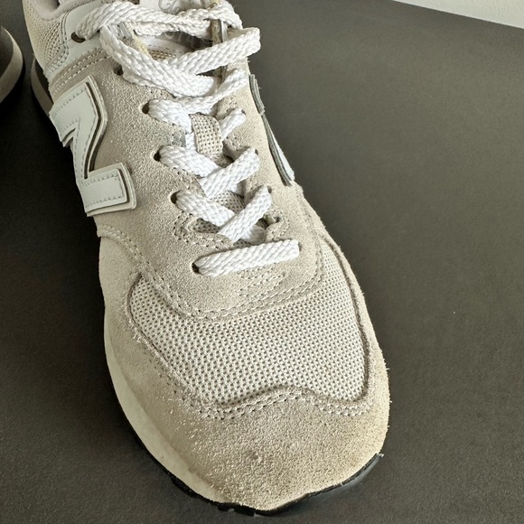 New Balance 574 Core Sneakers in Nimbus Cloud with NB white Women size 8 - Picture 14 of 15